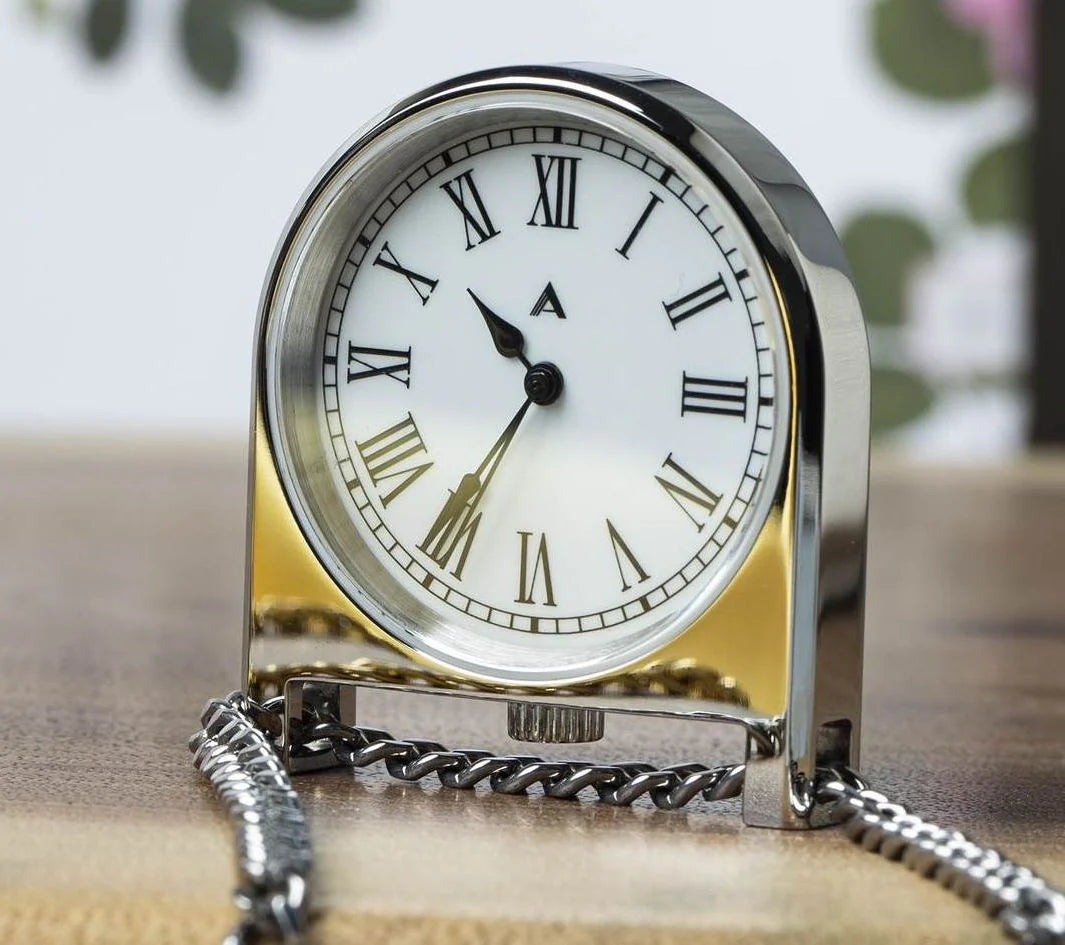 AndoAndoAndo Pendant Clock