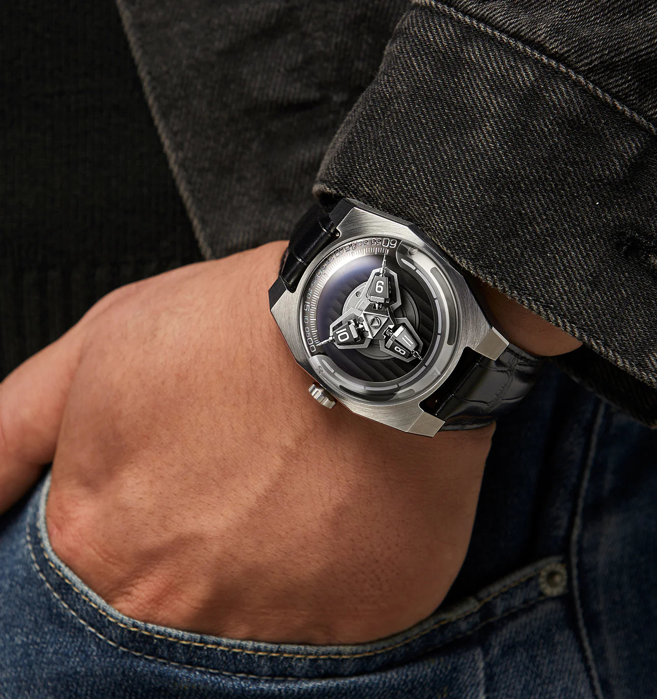 ANGLES | The Cerberus Acier