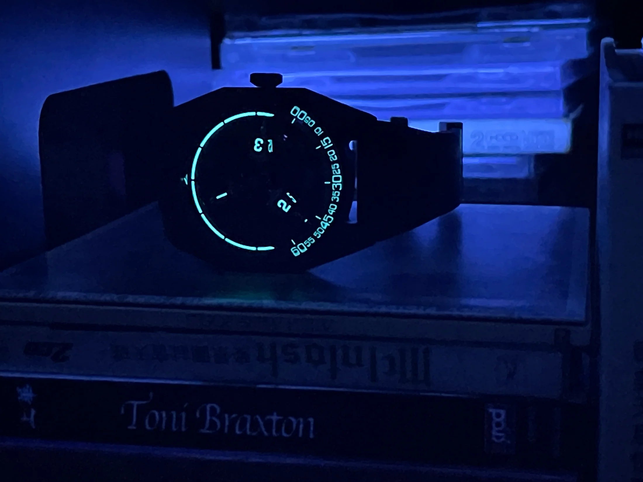 ANGLES | The Cerberus Acier