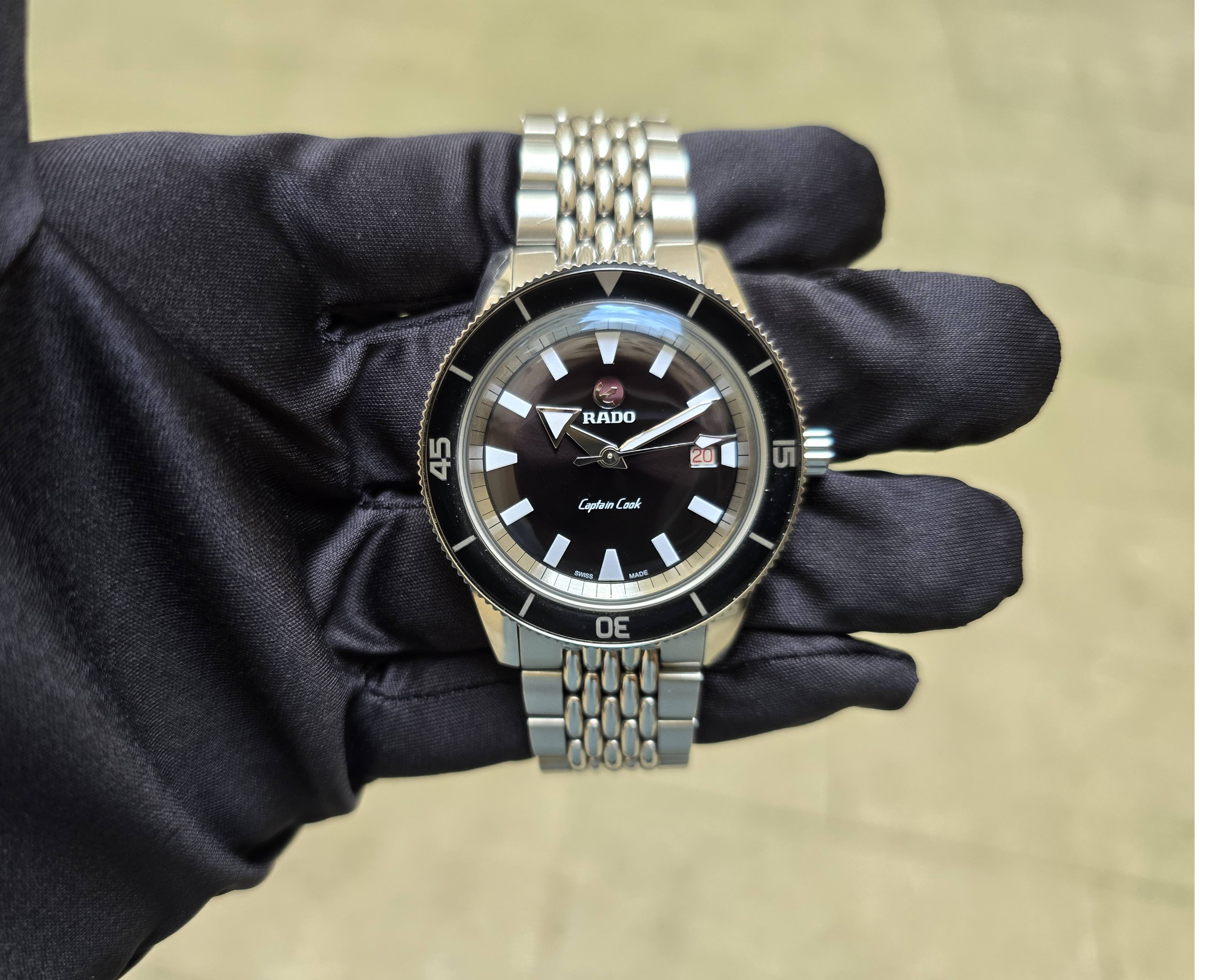 Rado Captain Cook
