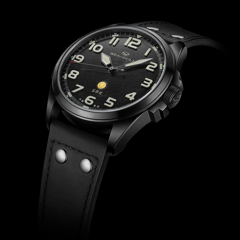 Army One Matte Noir Brossé Texture 43mm