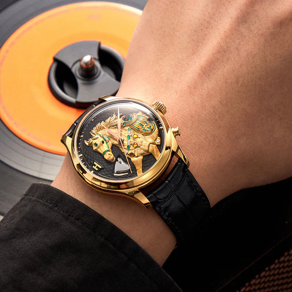 LUCKY HARVEY - HORSE CHIMING ALLOY GOLD