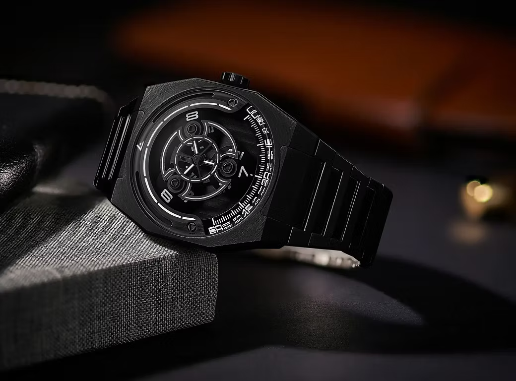 Angles KOI-5 Acier heure vagabonde