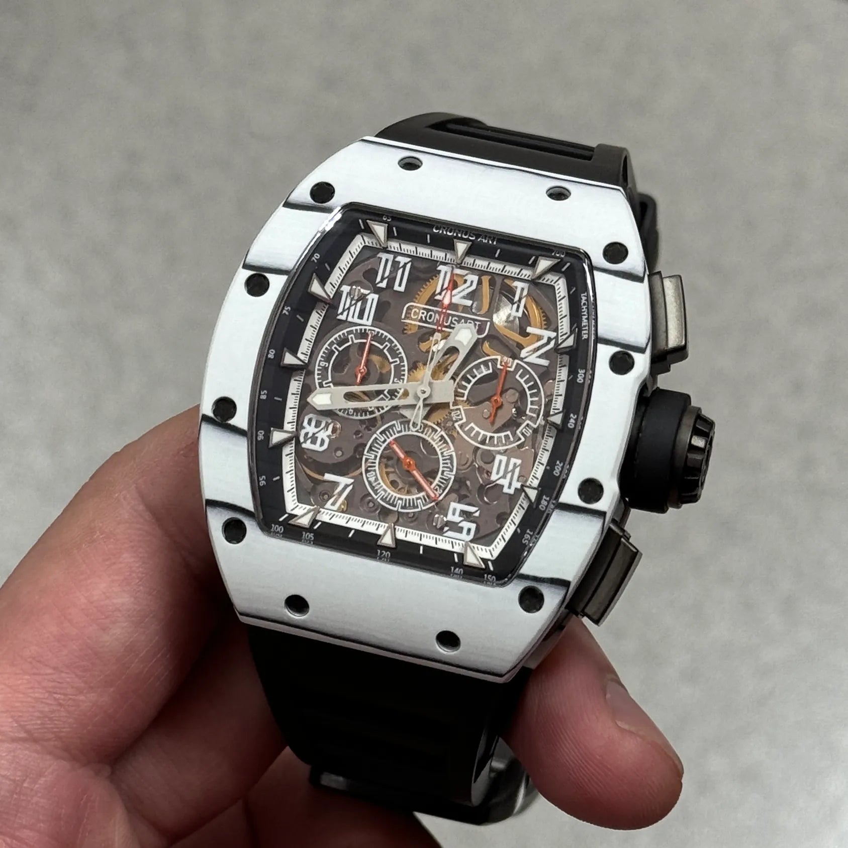 CRONUS ART CM02 und CM06 Chronograph Carbon