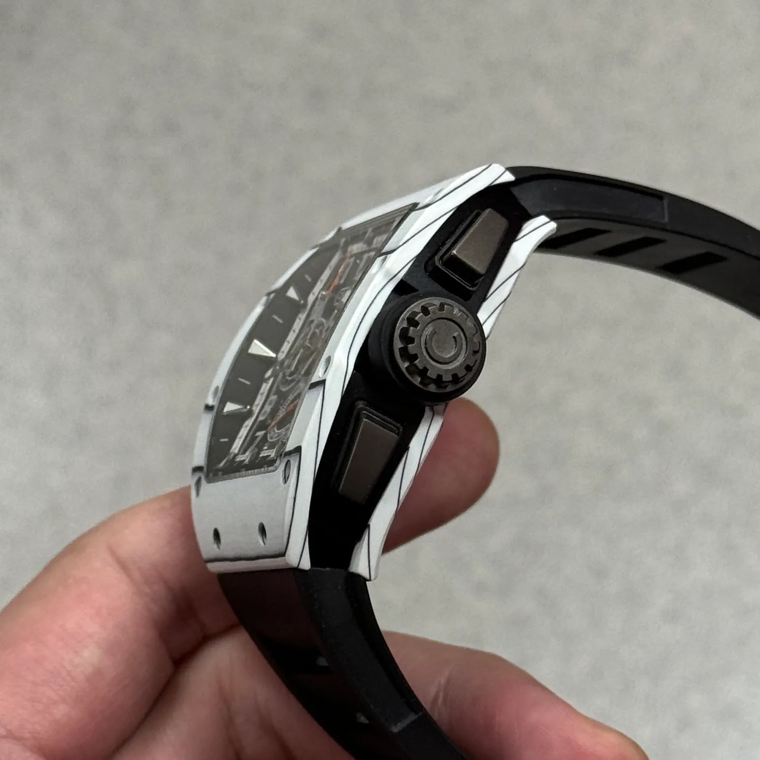 CRONUS ART CM02 und CM06 Chronograph Carbon