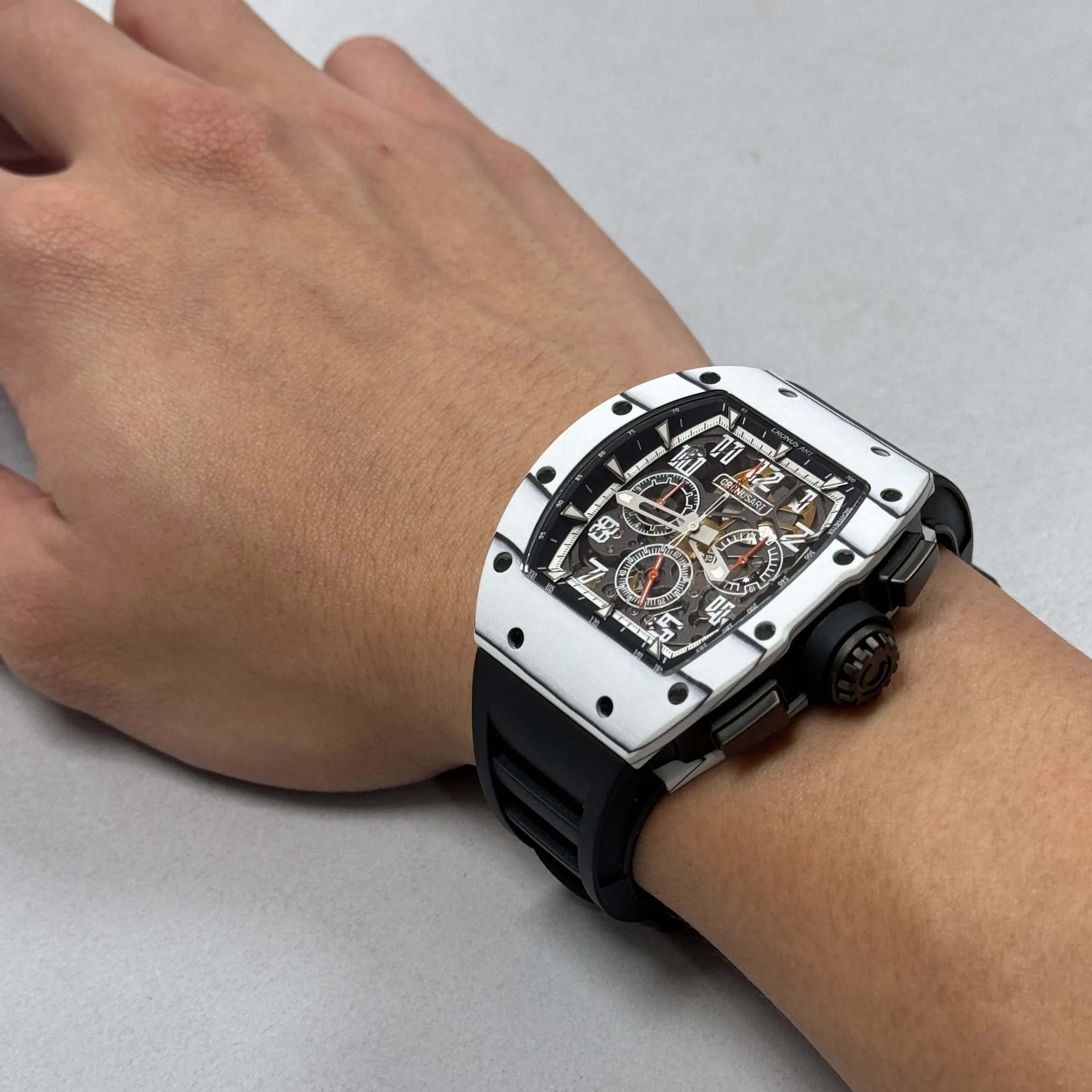 CRONUS ART CM02 und CM06 Chronograph Carbon