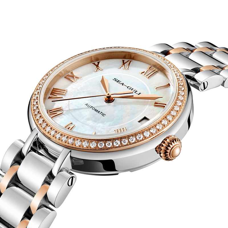 Femme Minimaliste Chiffres Romains Habillée 32mm
