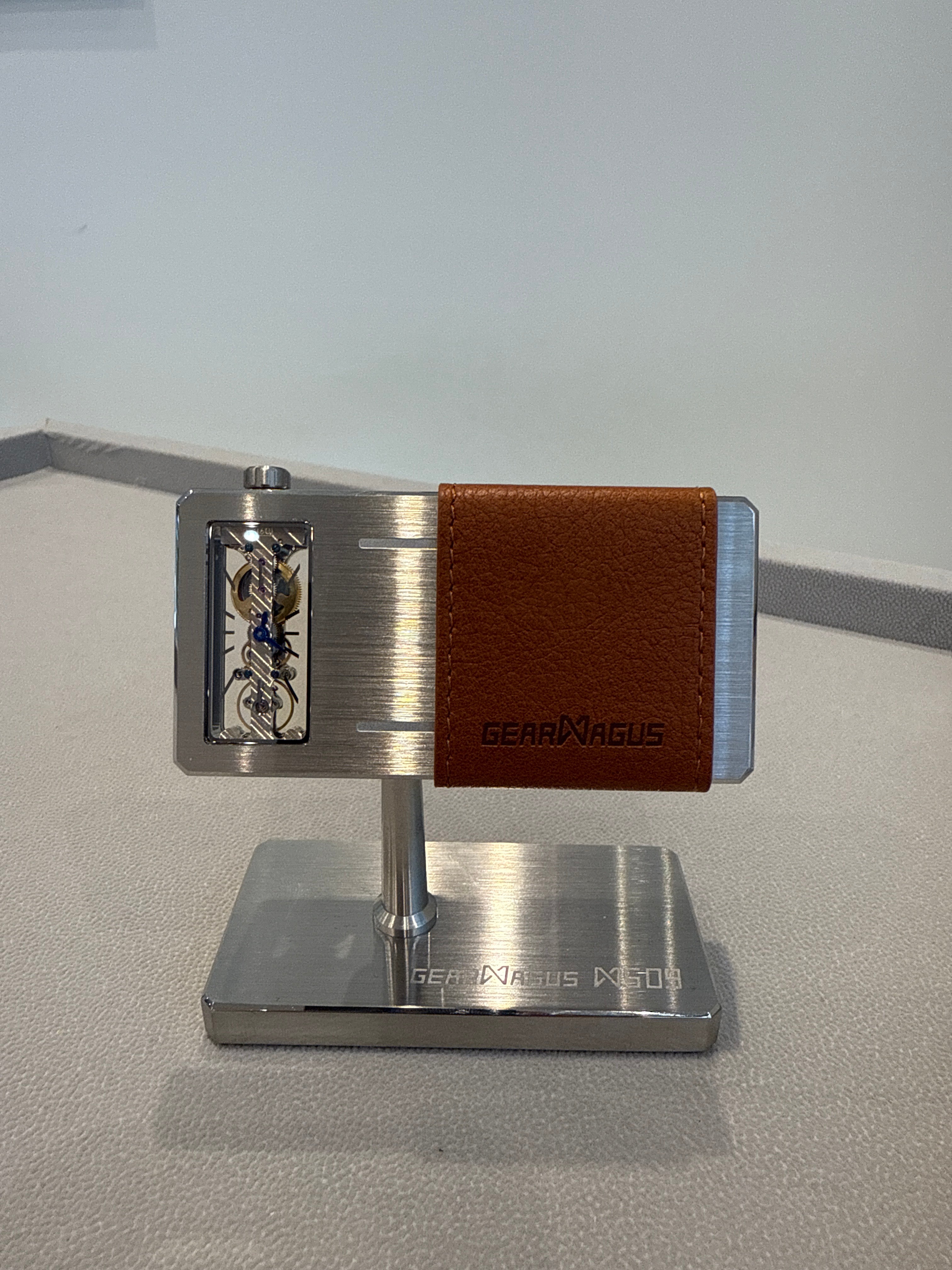 GearMagus - MS09 - Watch Stand