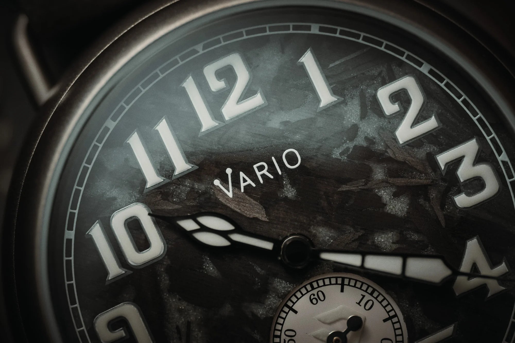 VARIO x RZE UltraHex™ Titanium Trench