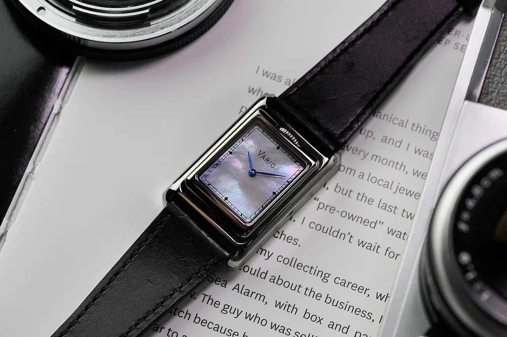 Vario VERSA Reversible Dual Time Silver-White Mother of Pearl Watch