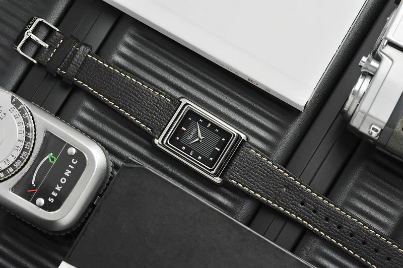 Vario VERSA Reversible Single Time Black Tuxedo Automatic