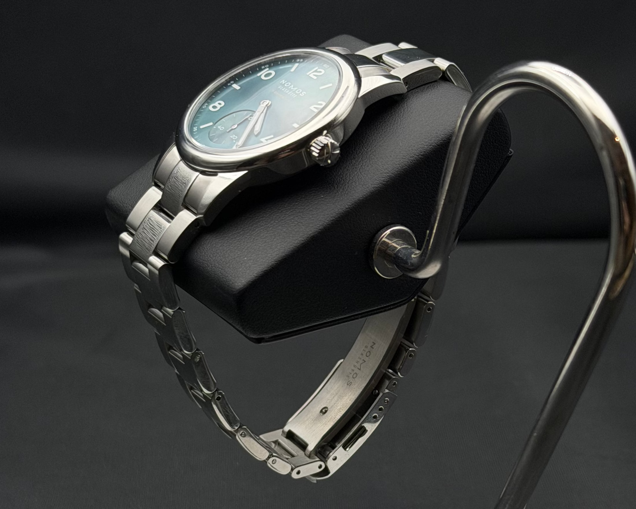 NOMOS Glashütte – Club Sport neomatik petrol (37 mm)