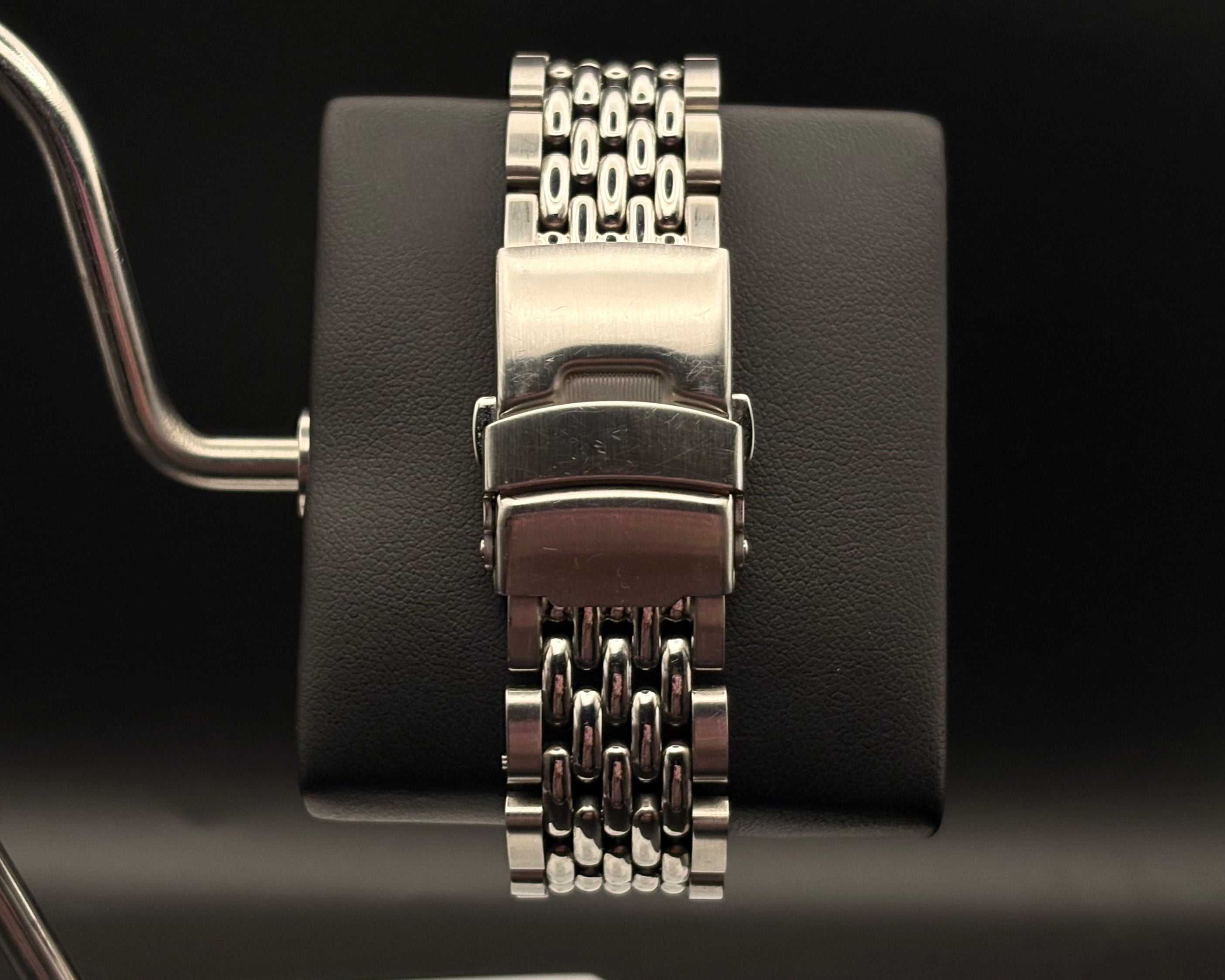 OMEGA Genève Automatic Date