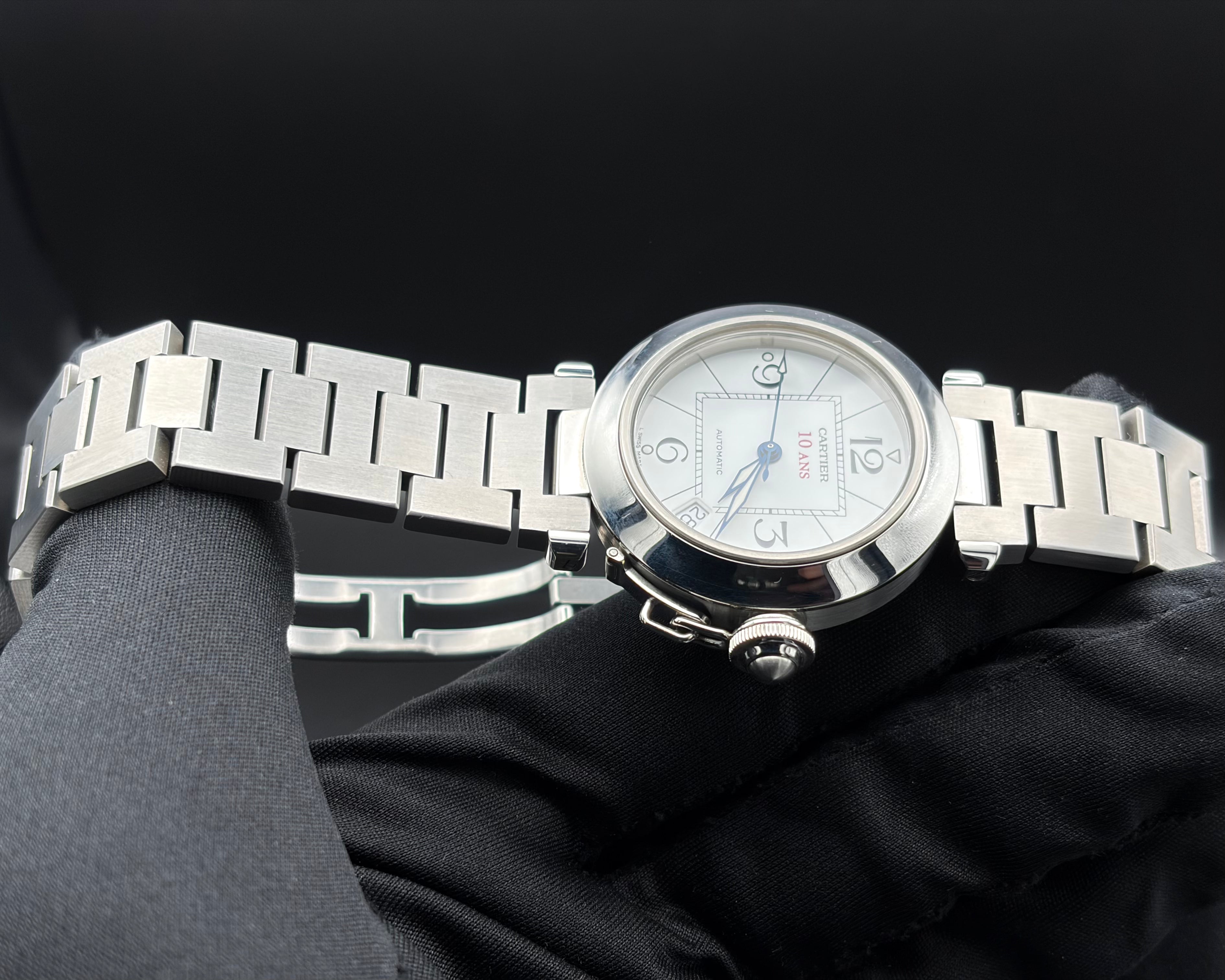 Cartier - Pasha