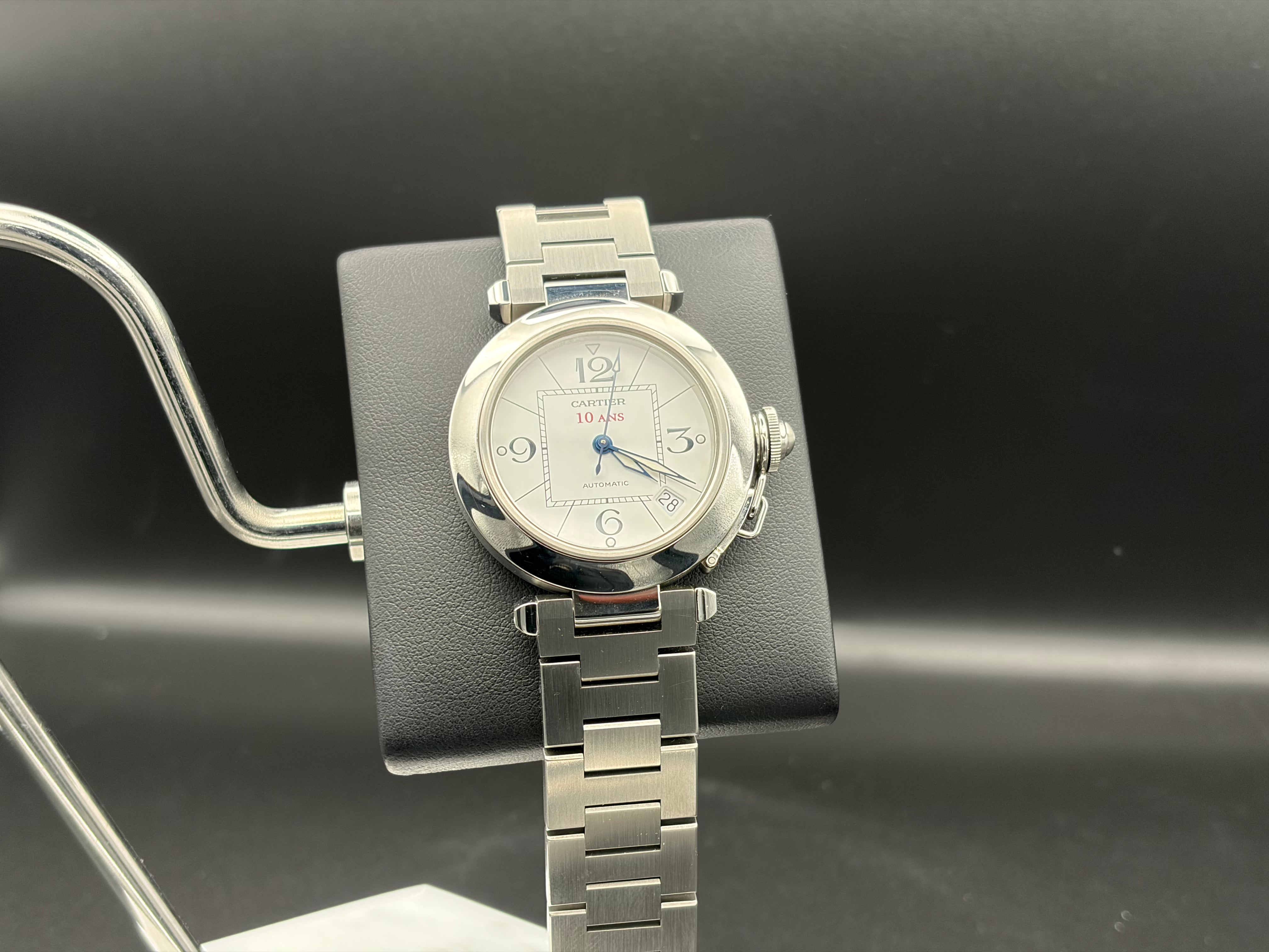 Cartier - Pasha