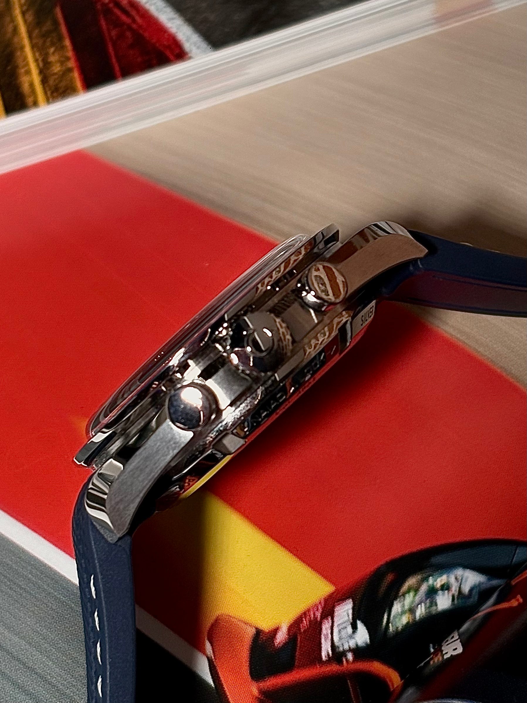 OMEGA Speedmaster Professional « Silver Snoopy Award » 50th Anniversary