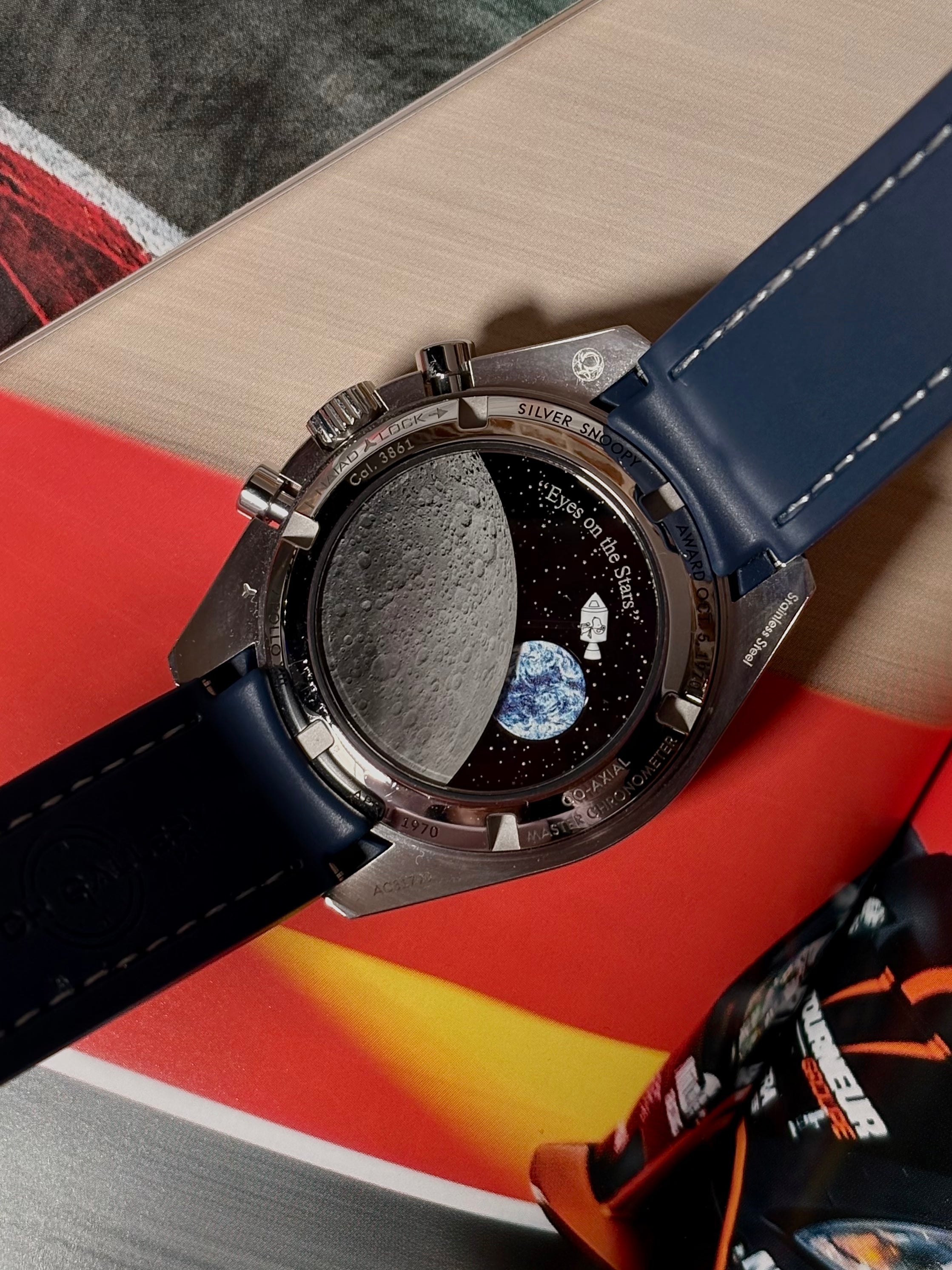 OMEGA Speedmaster Professional « Silver Snoopy Award » 50th Anniversary
