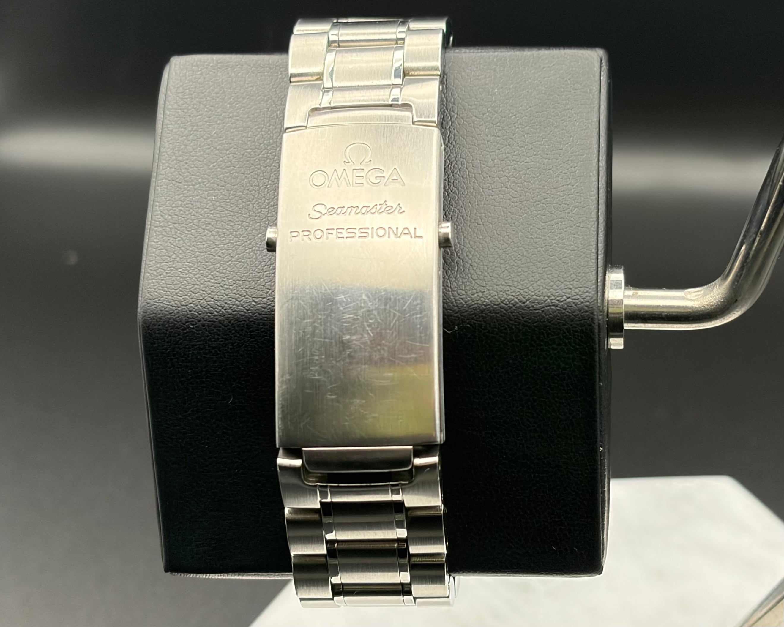 OMEGA SEAMASTER 300M