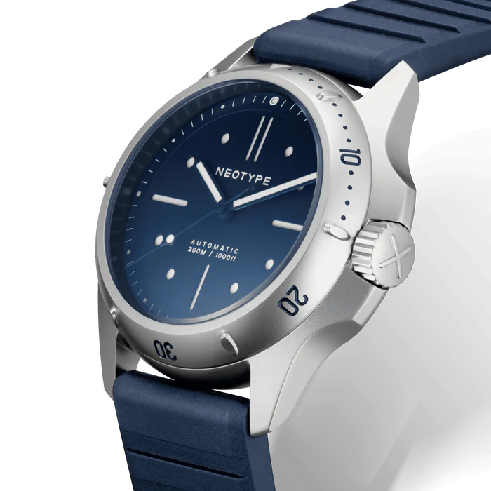 LM01 Type D Steel and Blue dial