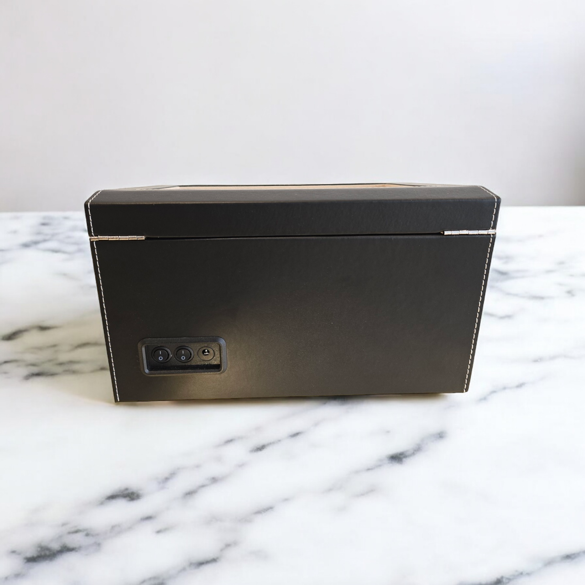 4-SLOT LEATHER WIND CASE