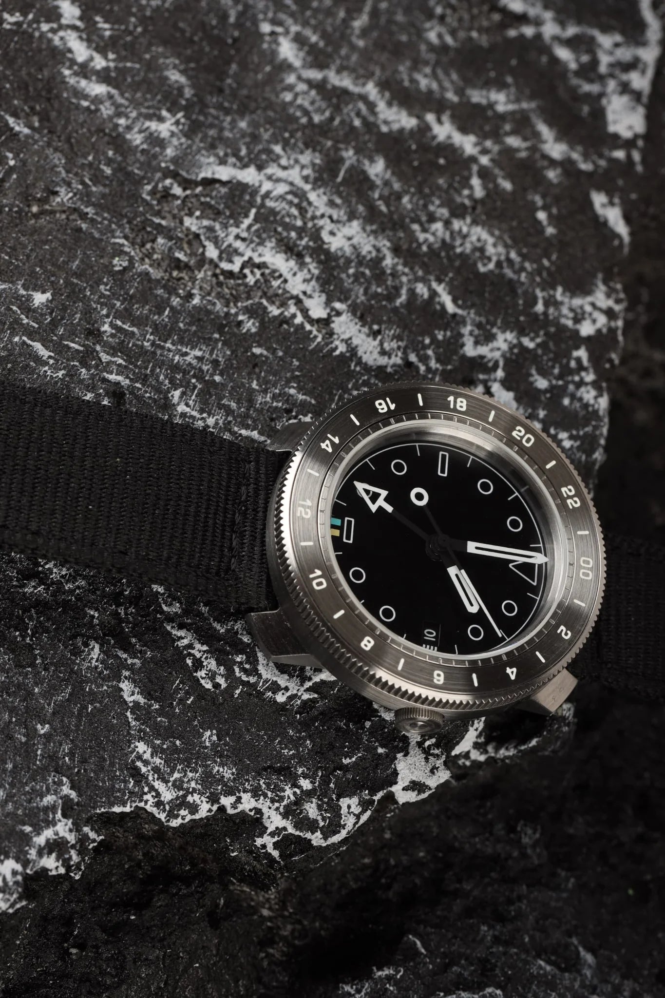 AndoAndoAndo x Minimal Wear Ref.22-00 Limited Edition