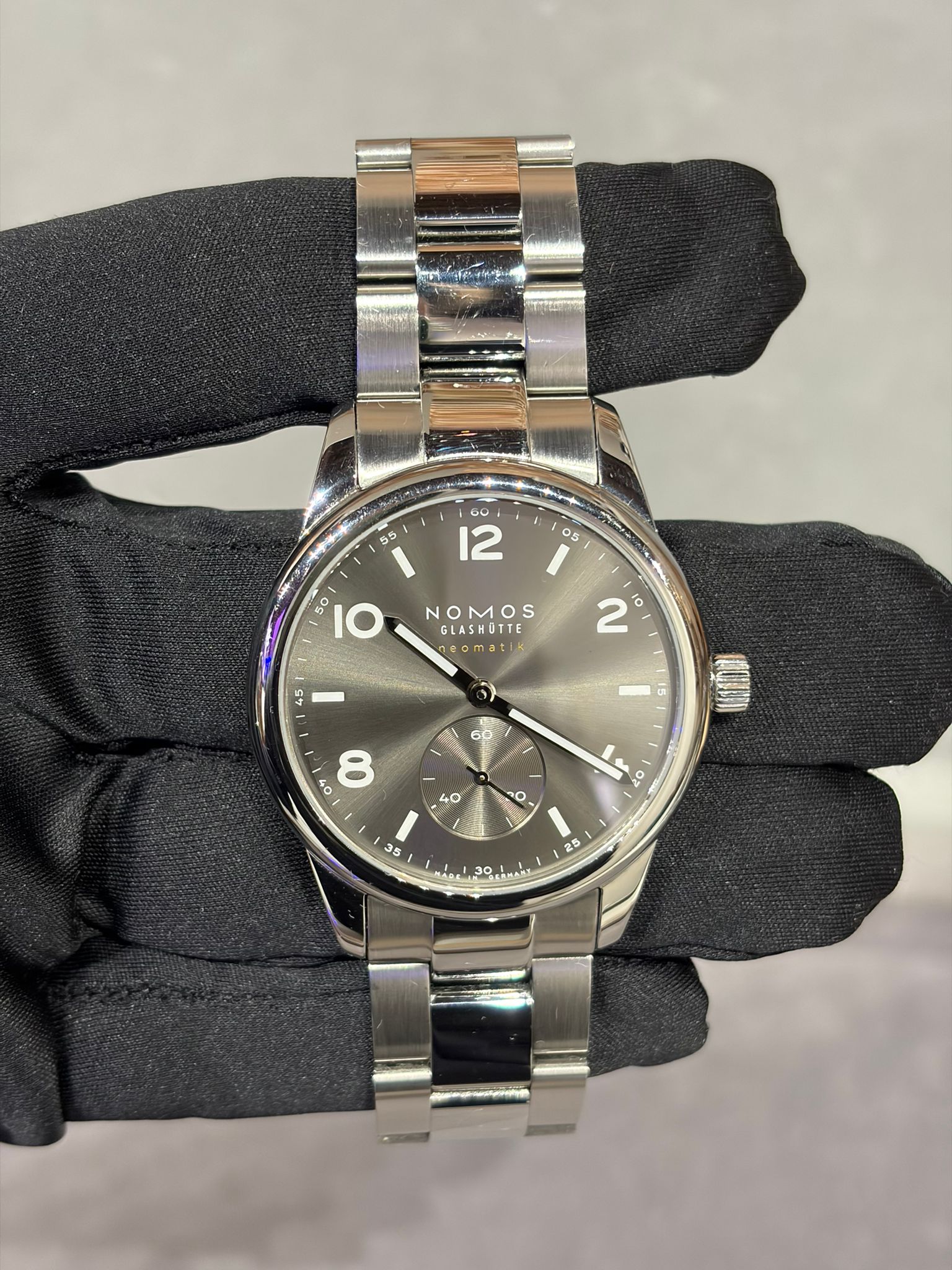 Nomos Club Sport neomatik 39 smoke