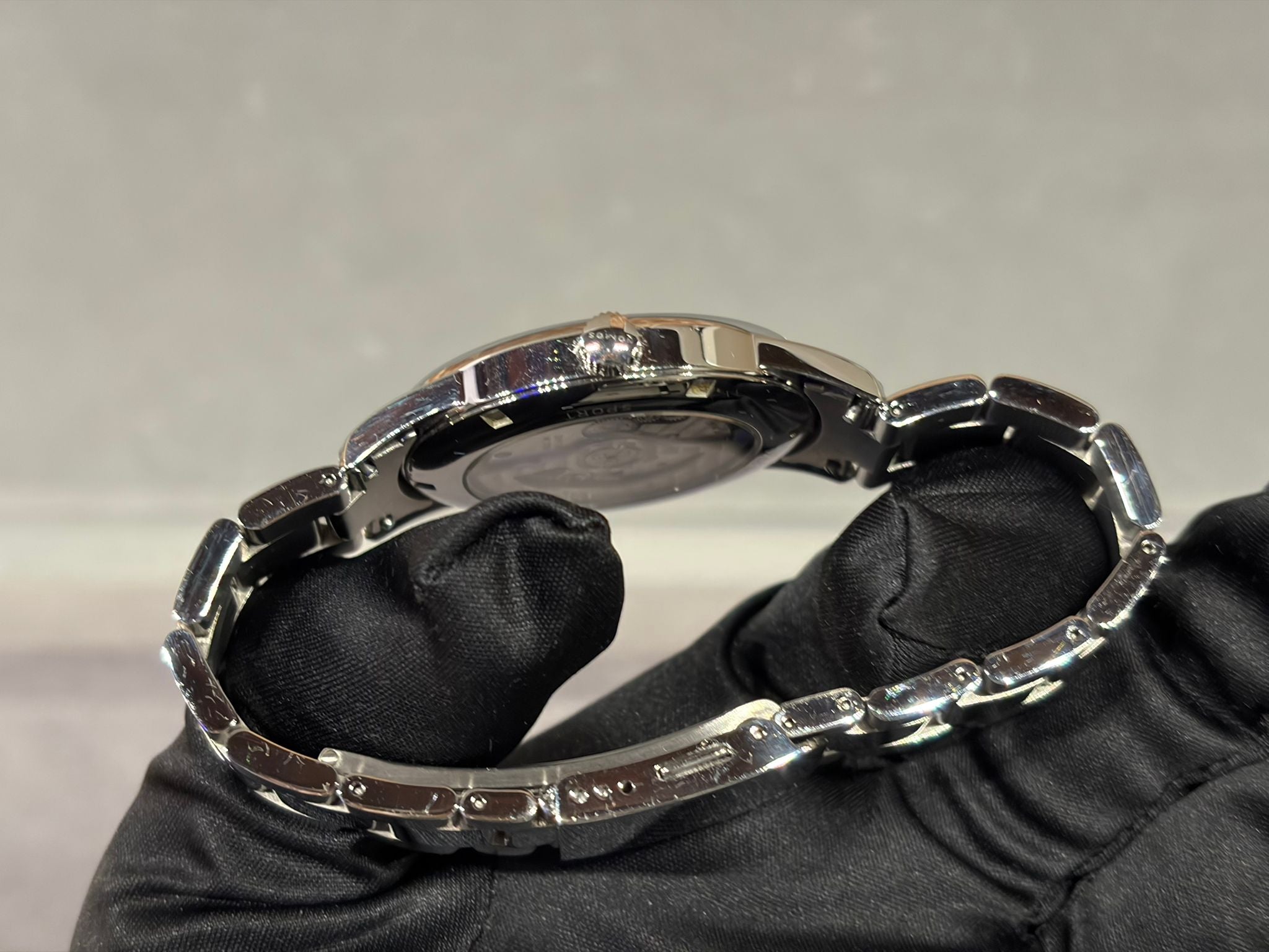 Nomos Club Sport neomatik 39 smoke