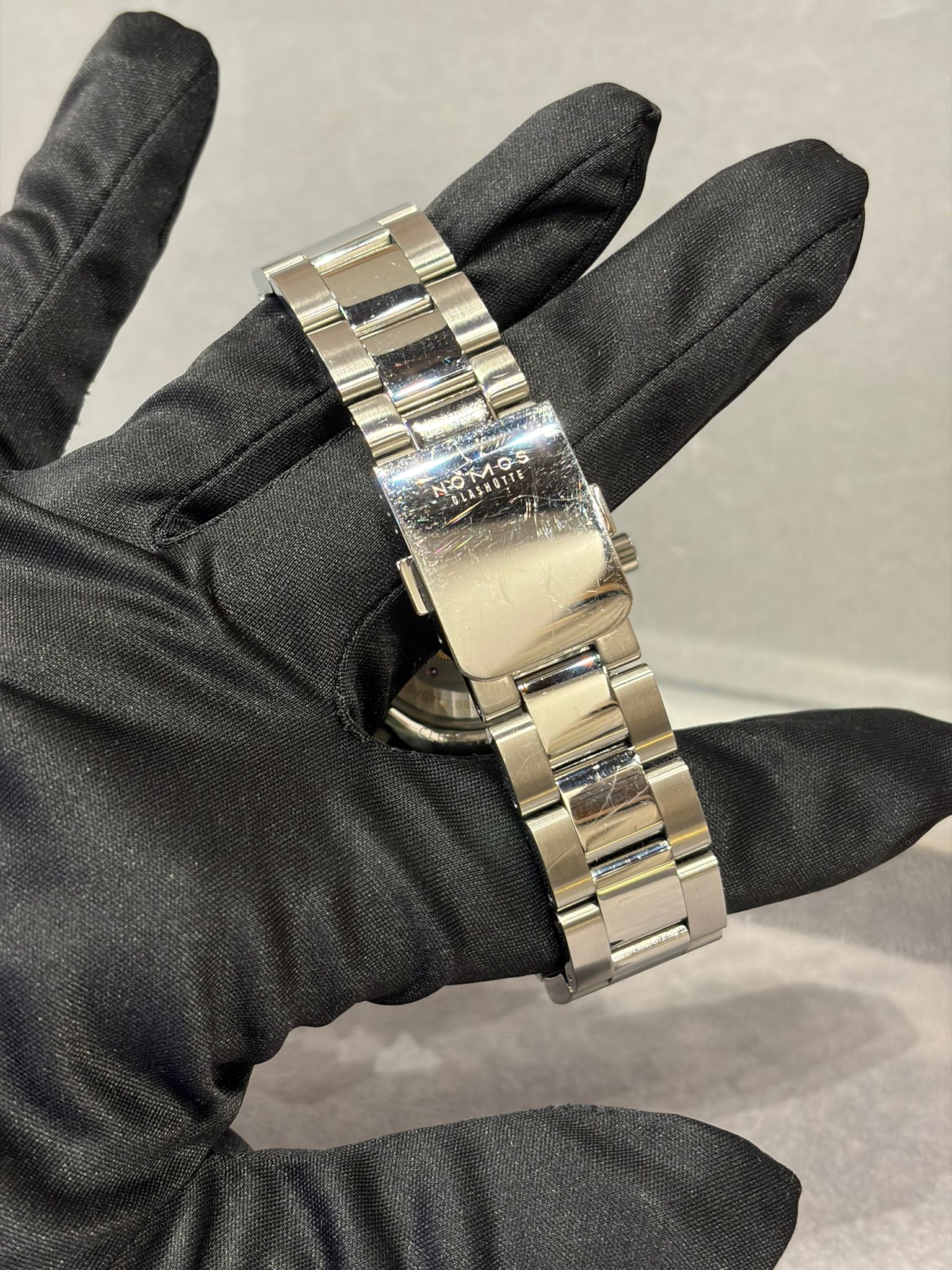 Nomos Club Sport neomatik 39 smoke