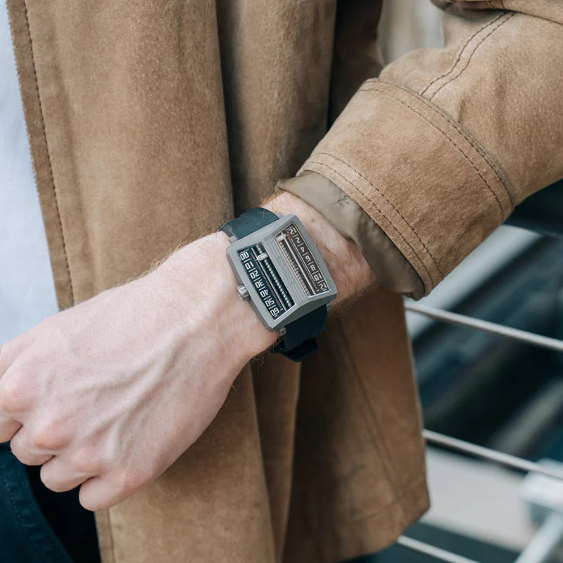 MECEXP Watch MS1001 Titanium Edition