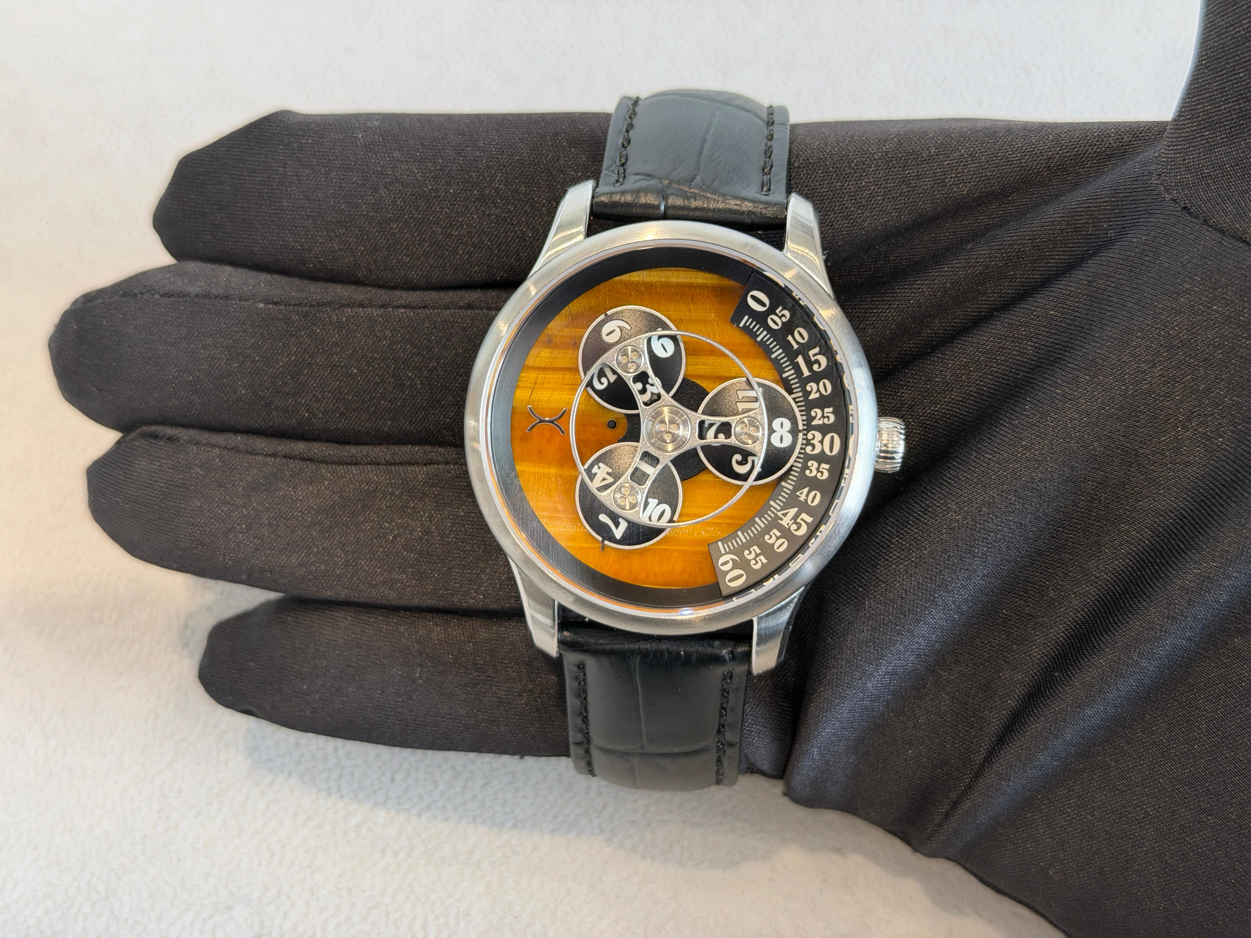 Xeric Triptych automatic wandering hour stone edition