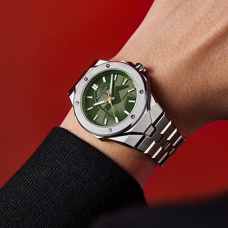 Peacock Plumage Gaze