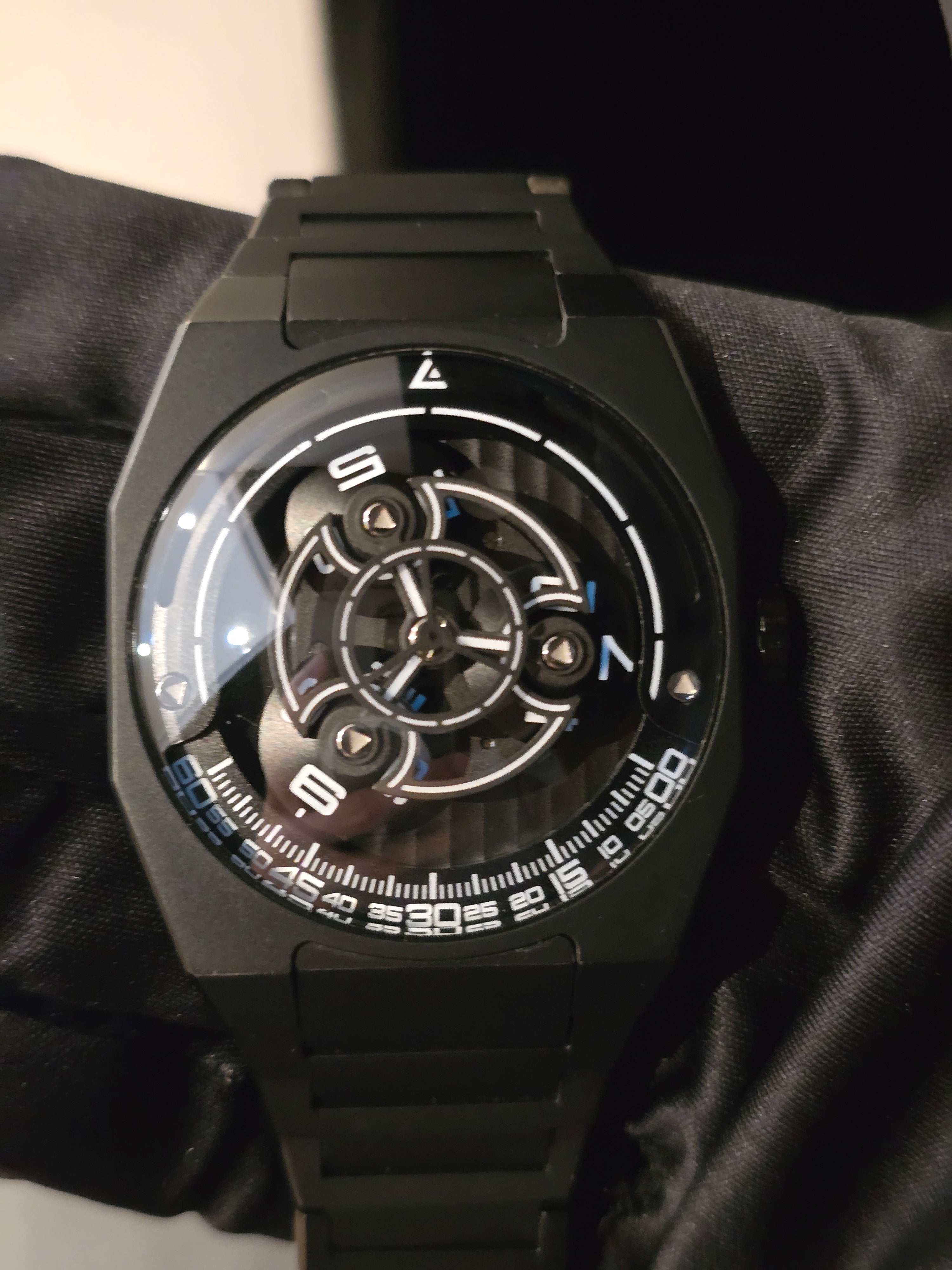 KOI-5 Automatic Angles