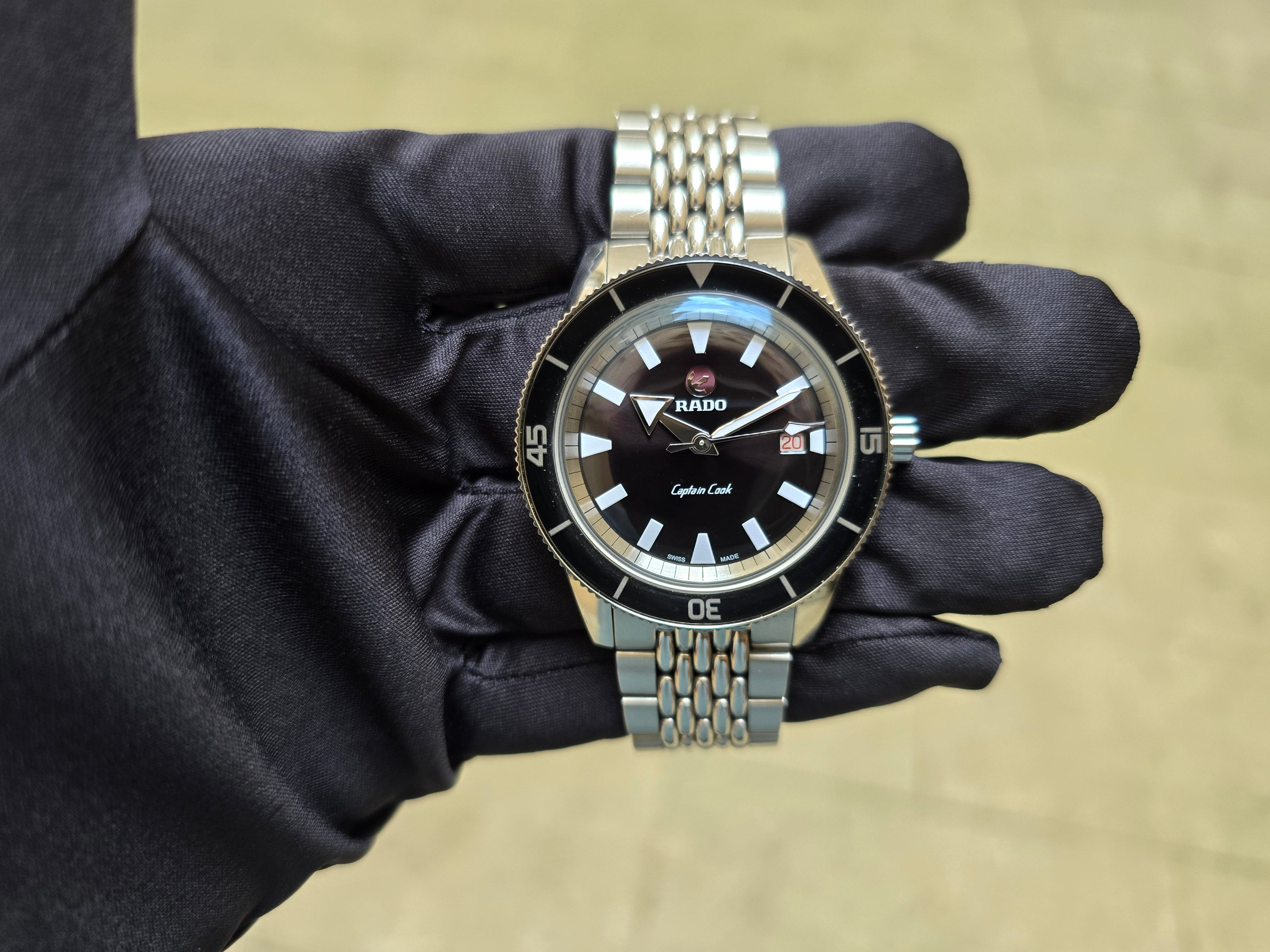 Rado Captain Cook