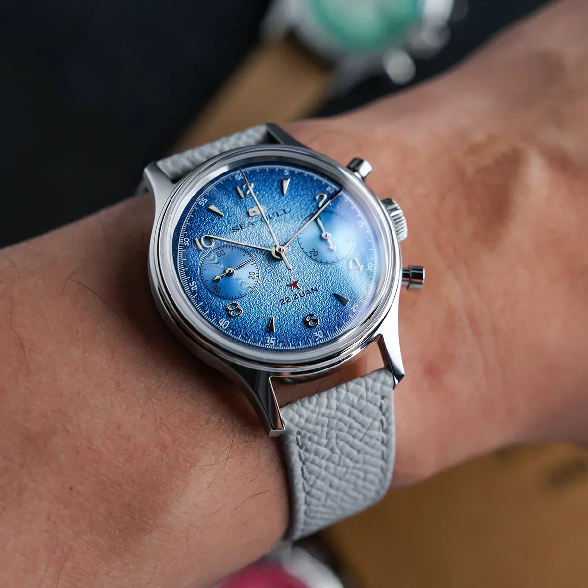 1963 Édition Aurore Chronographe 37.3mm