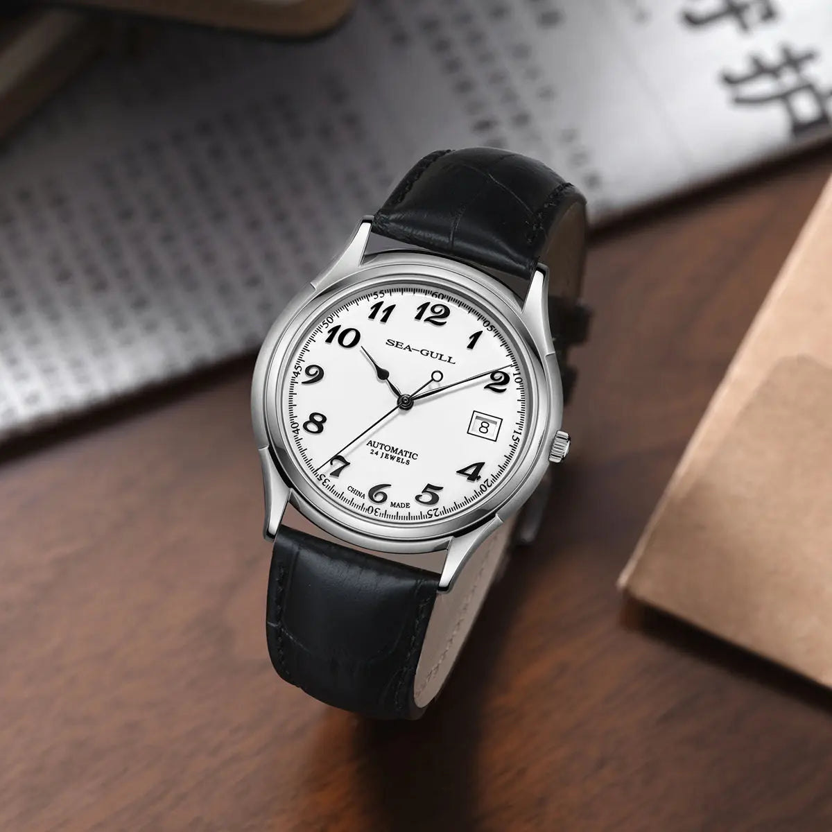 Fine Émail Ultra-fin Habillée 39mm