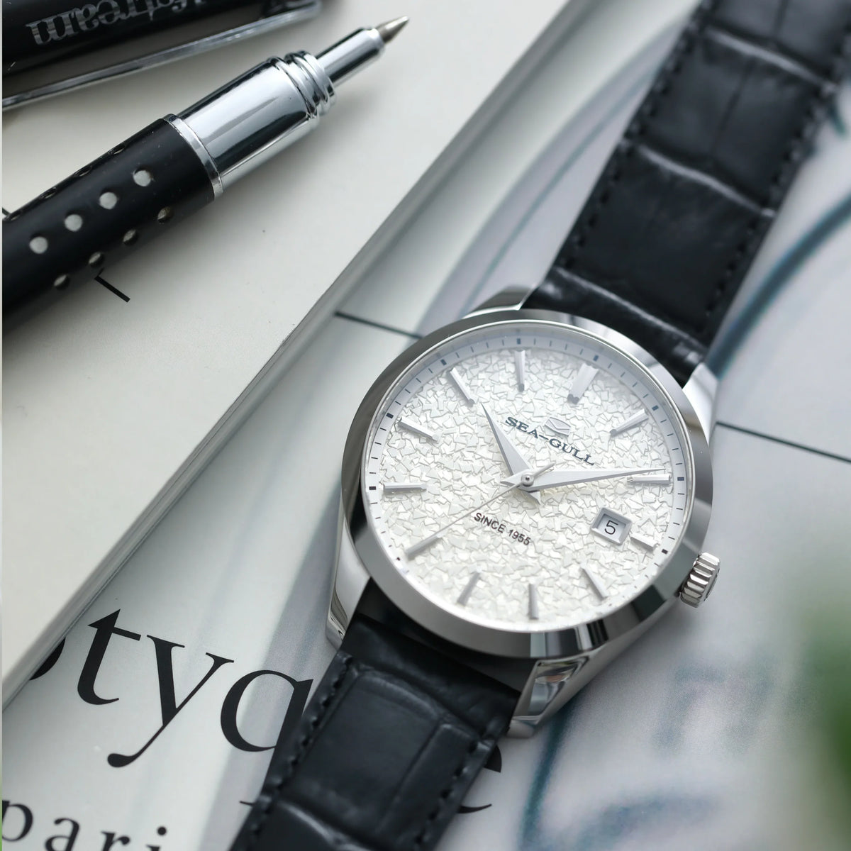 Qingjia Éclats du Temps Habillée 40mm