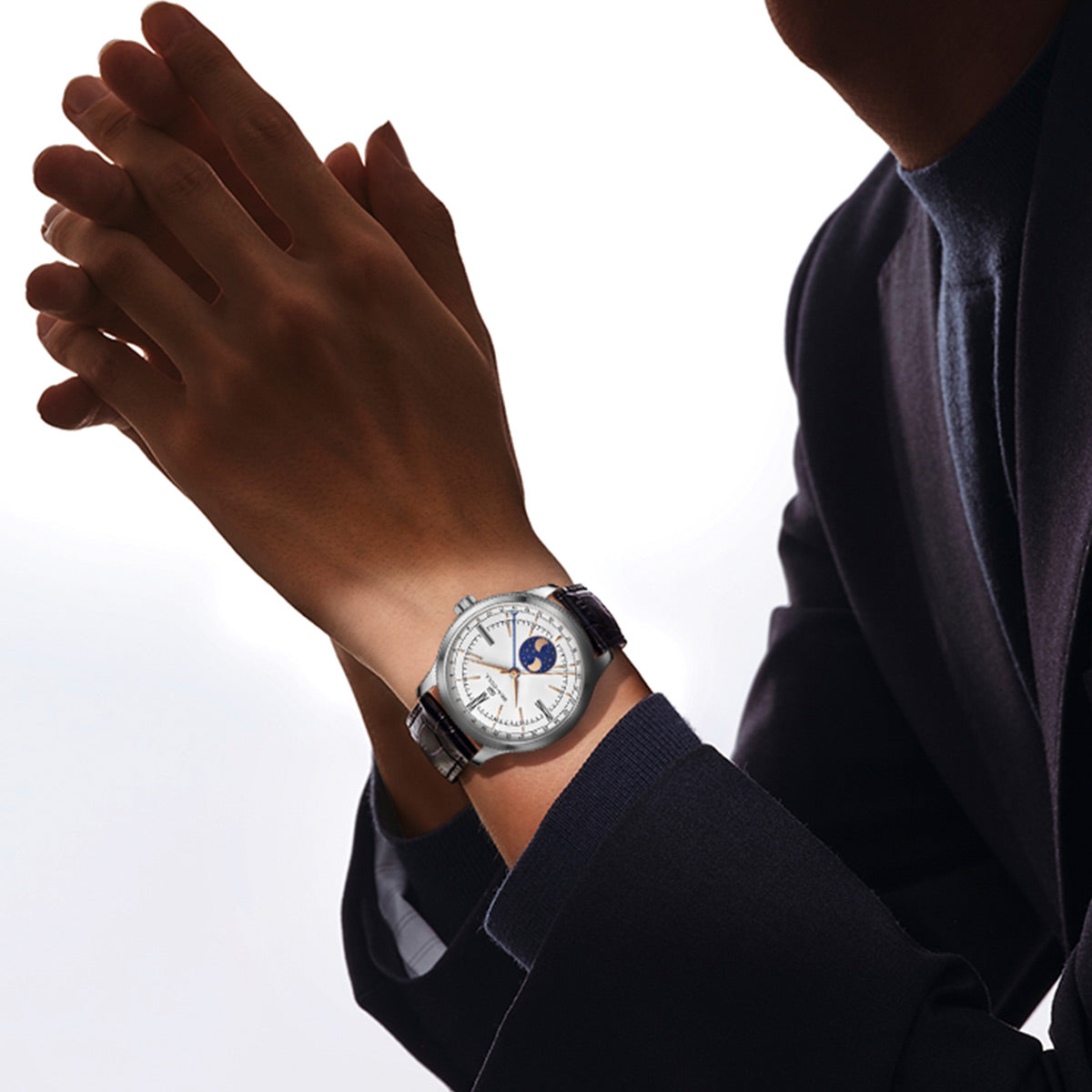 Double Hémisphère Lune Calendrier Habillée 41mm
