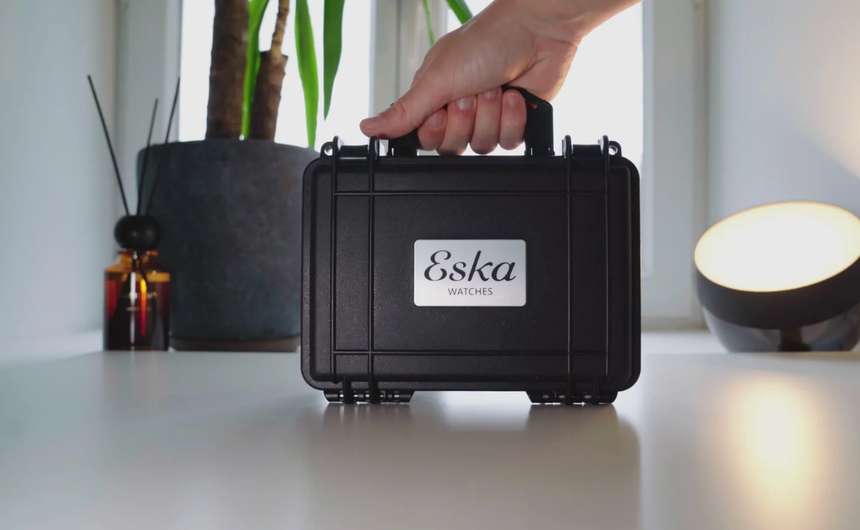 ESKA Amphibian 250 Black Shark