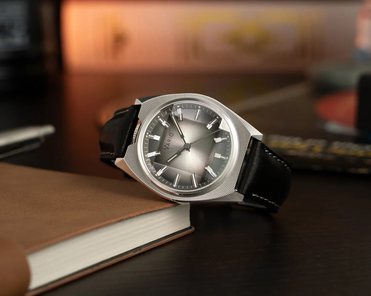 Vario Futurist Automatic