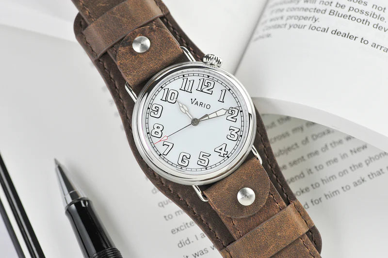 Vario 1918 Pilot White Dial