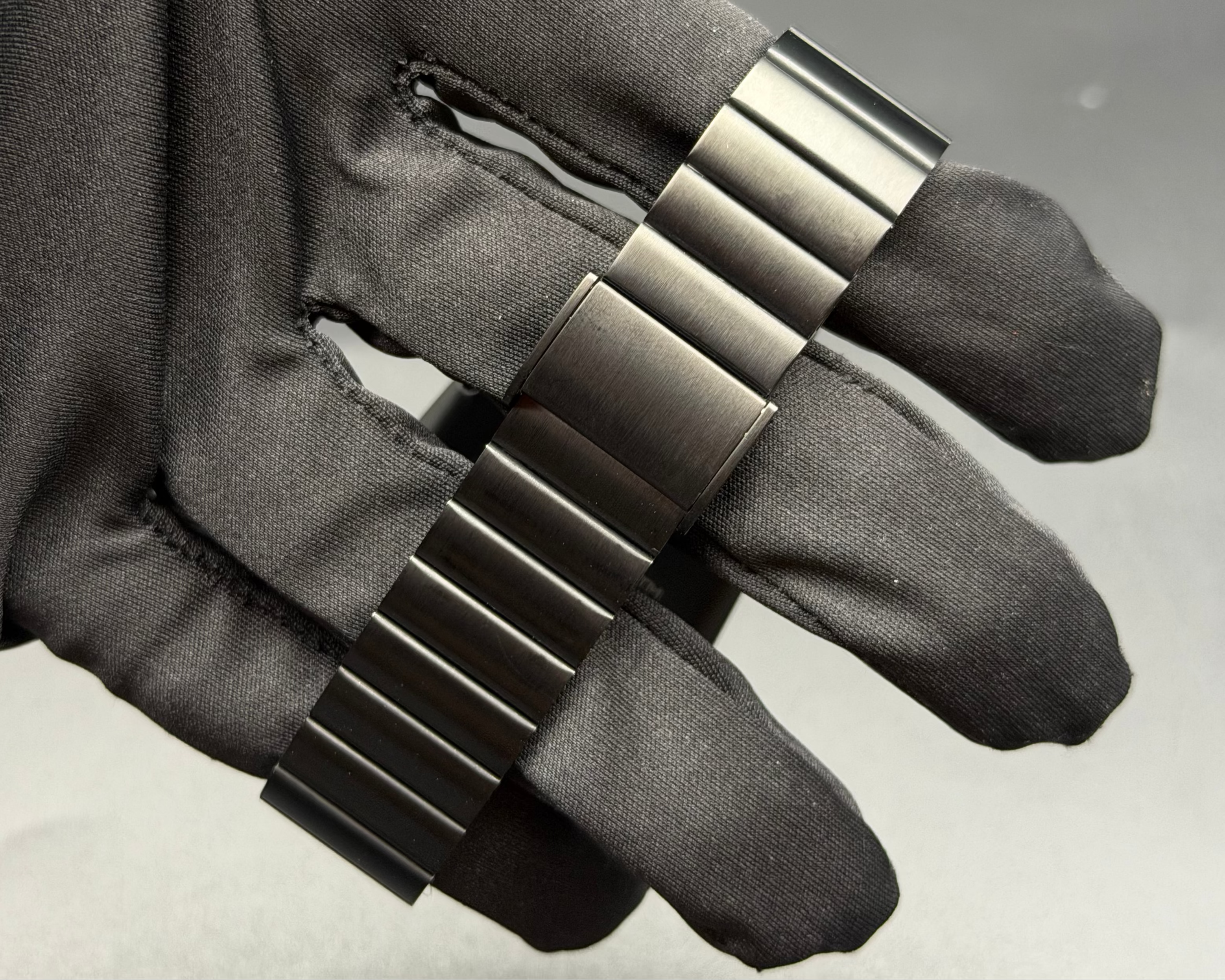 830 Cyber Watch S-1000