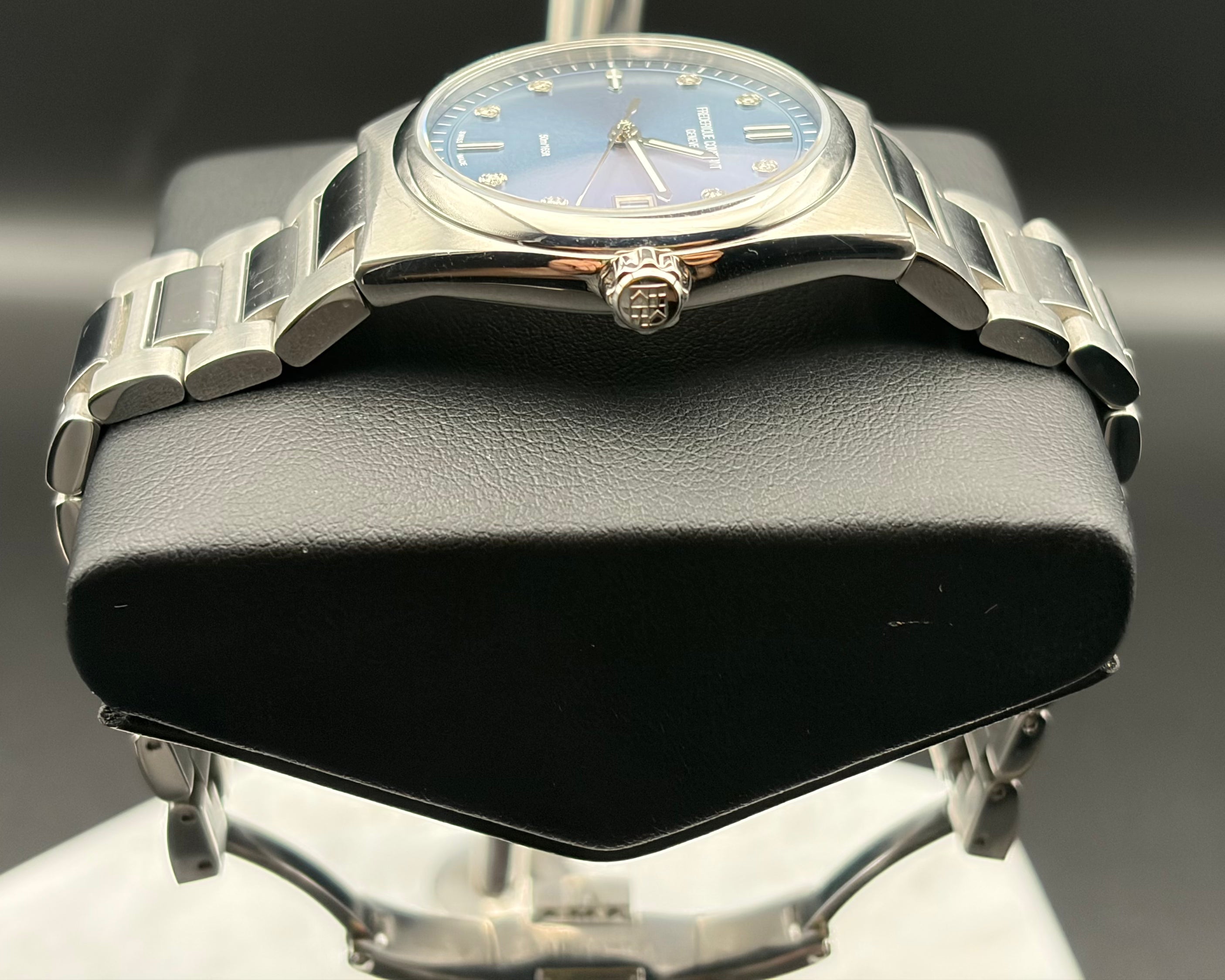 Frederique Constant Geneve - HIGHLIFE LADIES QUARTZ