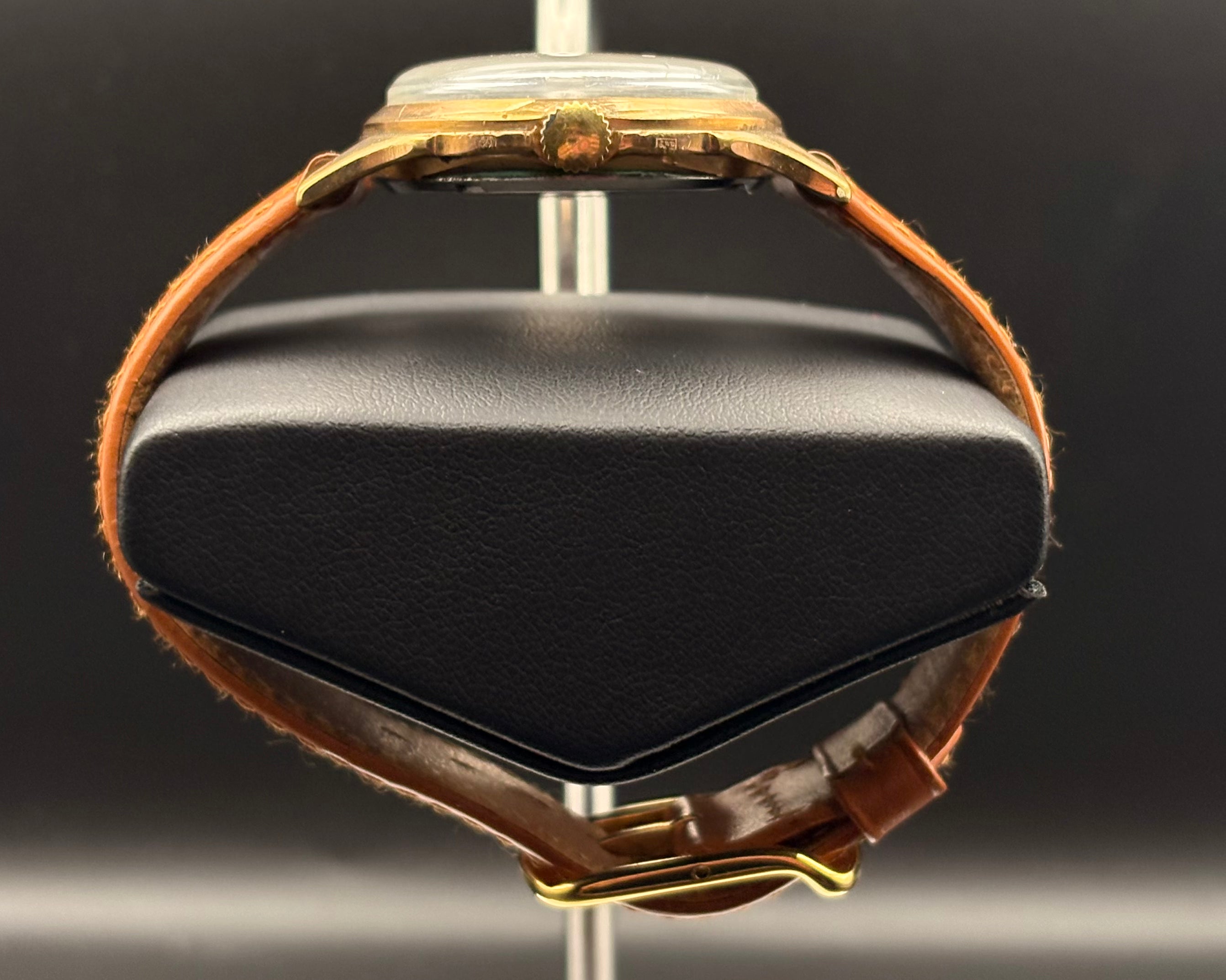Duke Étanche 15 Rubis – Vintage Antimagnétique