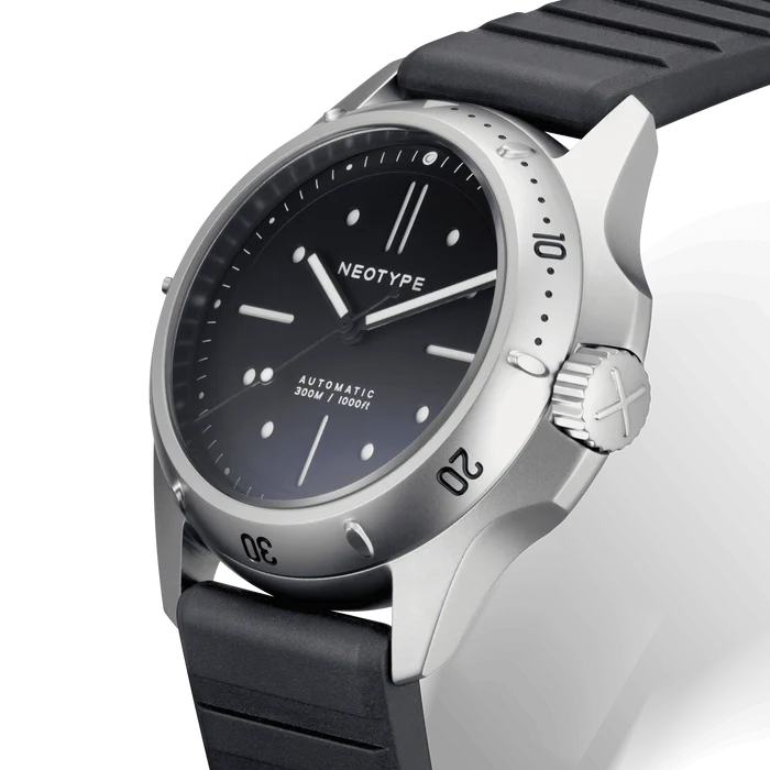 LM01 Type D Steel and Black dial