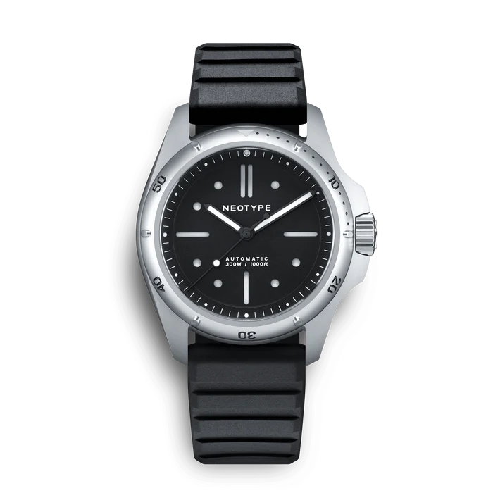 LM01 Type D Steel and Black dial
