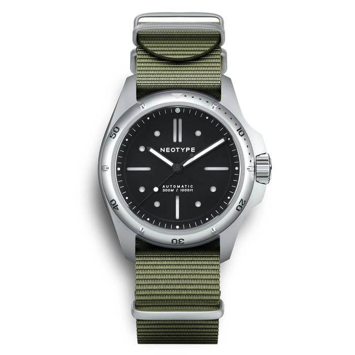 LM01 Type D Steel and Black dial