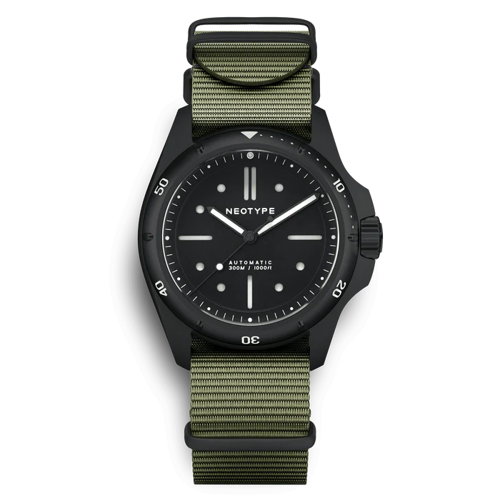 LM01 Type D Acier PVD Noir et cadran Noir