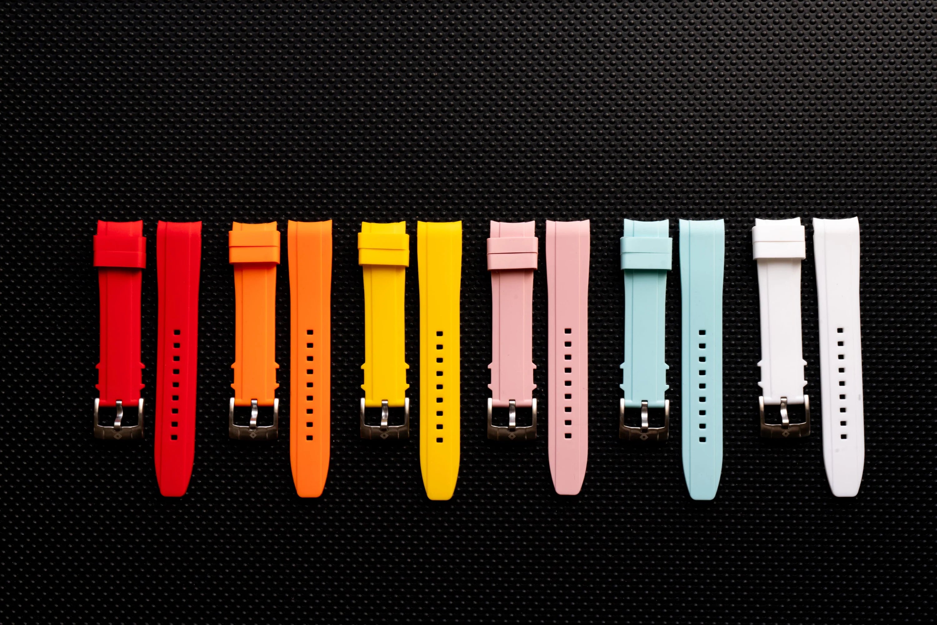 Curved rubber bracelets, pin buckle