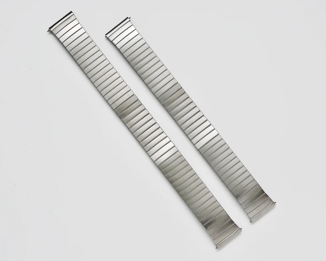 VERSA Elastic Metal Bracelet