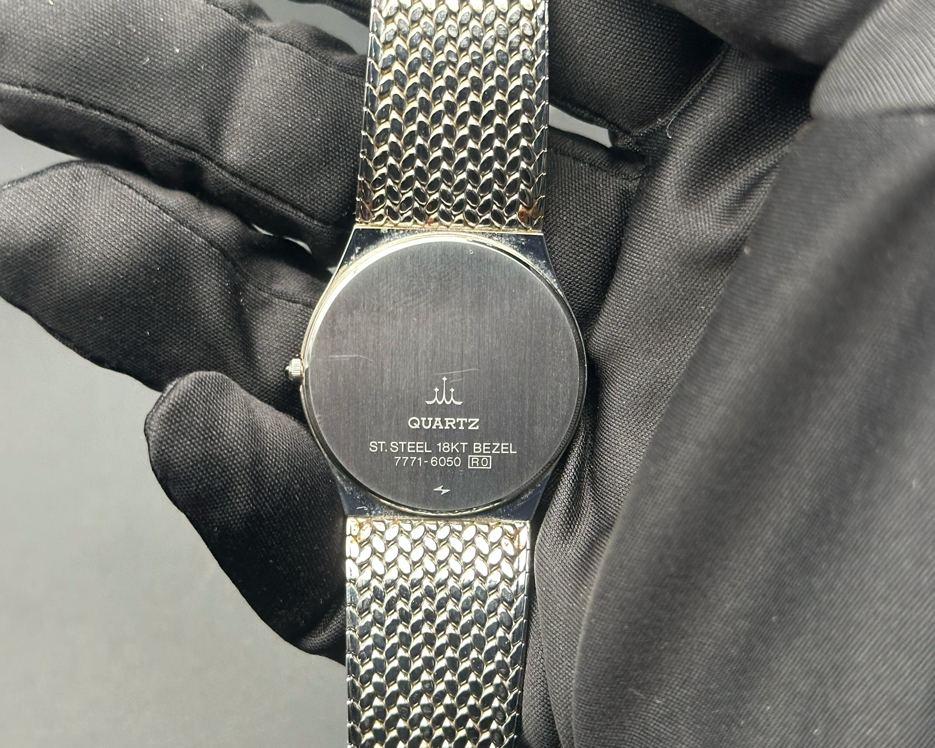 Credor 7771-6050 white dial
